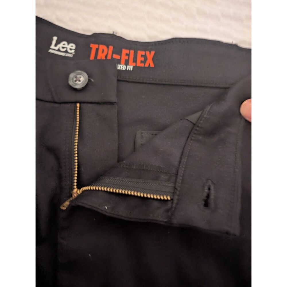 Men's Lee® Performance Series Relaxed-Fit Tri-Flex Pants Black 36/34 - Picture 3 of 7